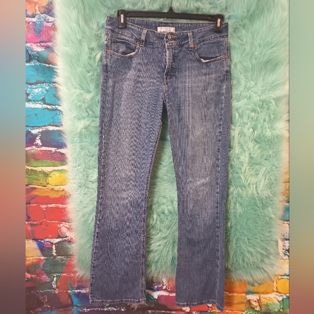 Levi's Blue Slender Bootcut 526 Jean Size 10 M - Picture 3 of 16